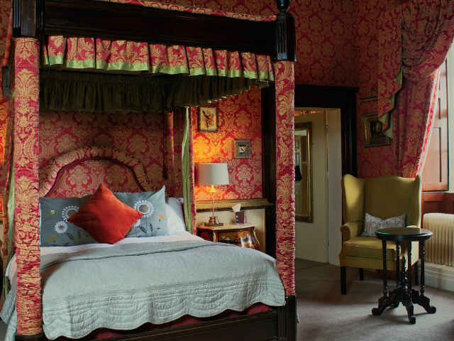 Bishop Bed Lumley Castle Hotel