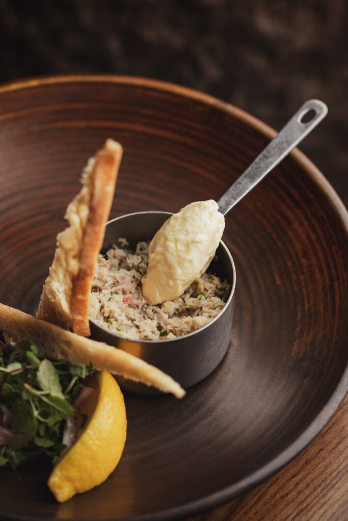 Lumley2025_2200px-48