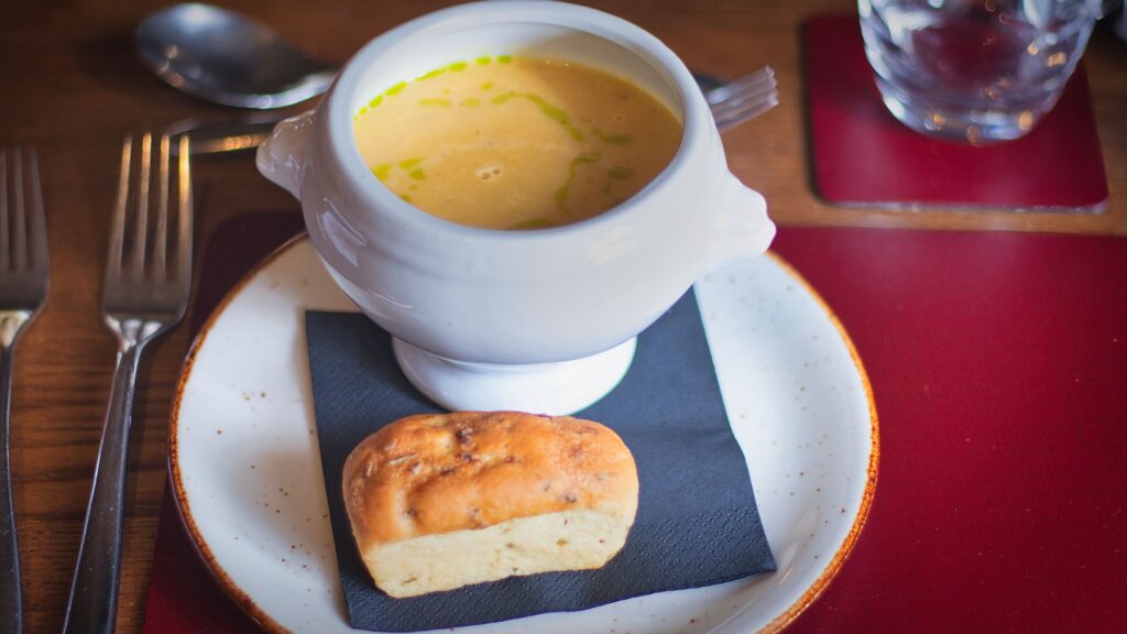 dfa8a817-b4e9-4cc7-8e2c-468a5e153ac9